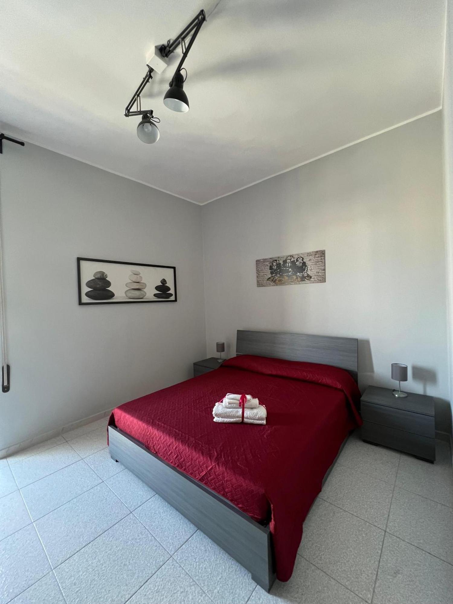 Settetrequattro Rooms Syracuse Bagian luar foto