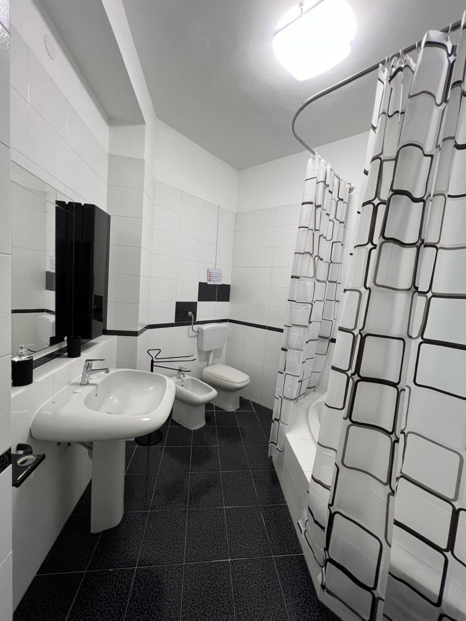 Settetrequattro Rooms Syracuse Bagian luar foto